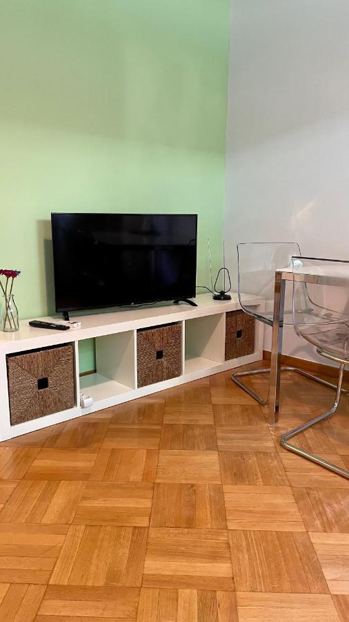 70M2 Apartment 4 Mins From Athens Central Station! 외부 사진